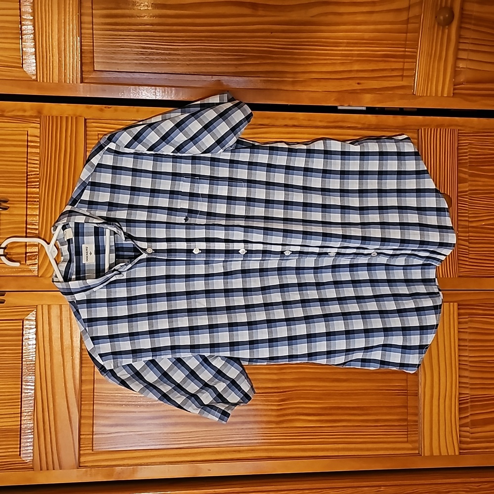 Short Sleeve Dockers Button Up